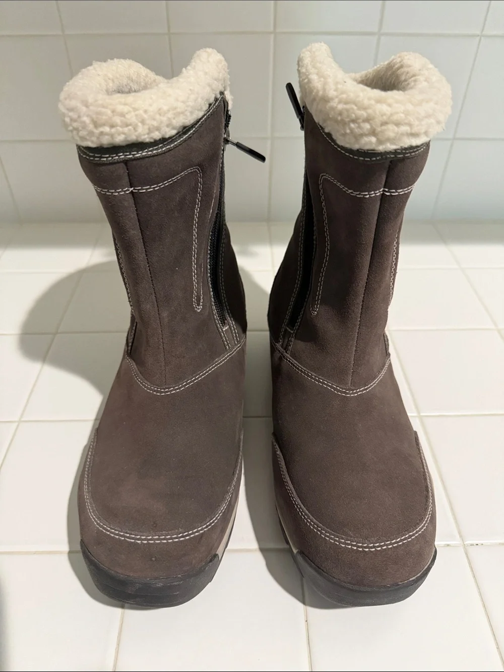 NWOT Sorel Brown Sherpa-Lined Waterproof Winter Boots